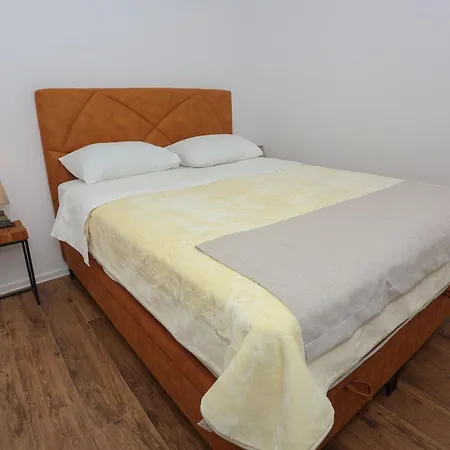 Queen Of Peace Apartment Split